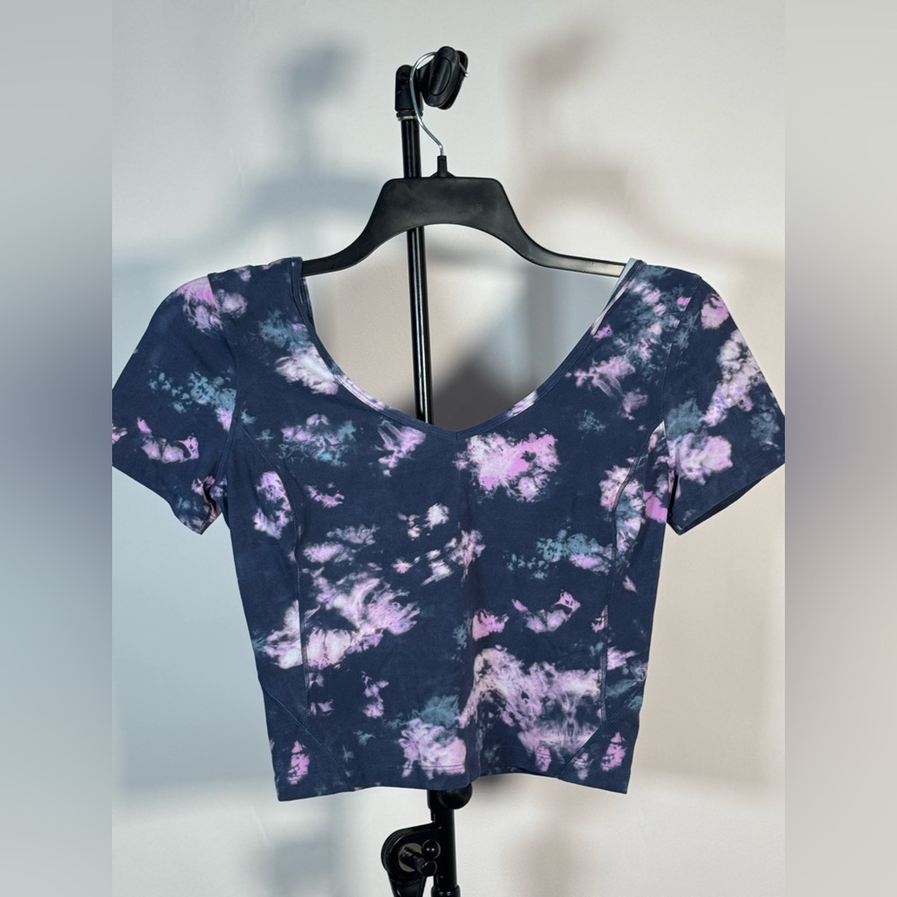 NWOT Lululemon Align T-Shirt Circulate Tie Dye Mineral Blue Multi - Picture 3 of 6